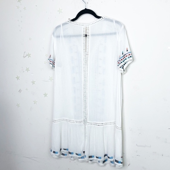SAND & Spirit white embroidered coverup - Picture 6 of 9